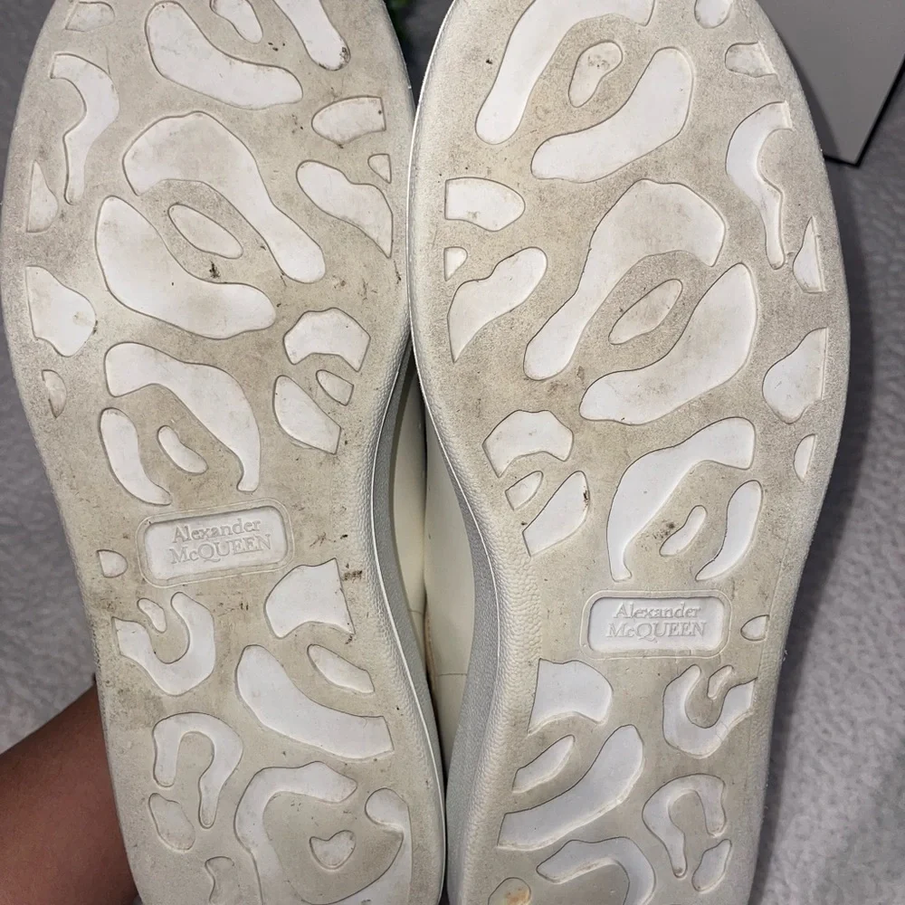 Alexander McQueen Sneakers - Picture 10 of 11